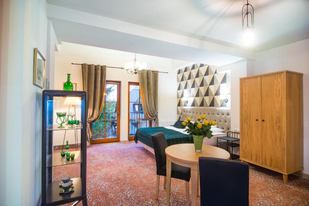 Hotel Dwa Księżyce #2