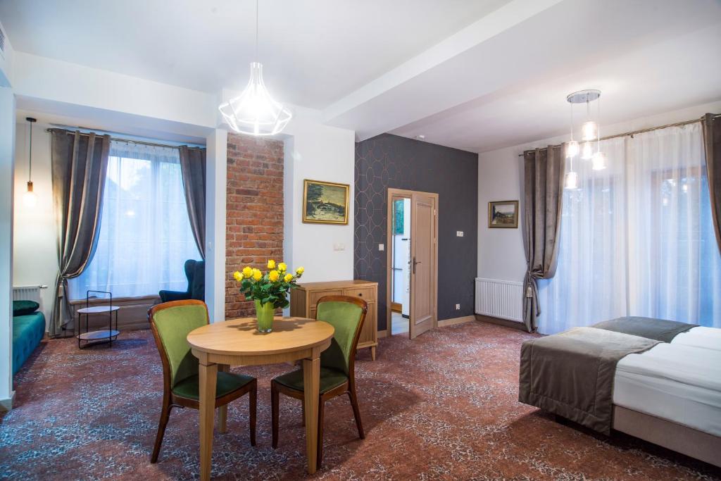 Hotel Dwa Księżyce #12