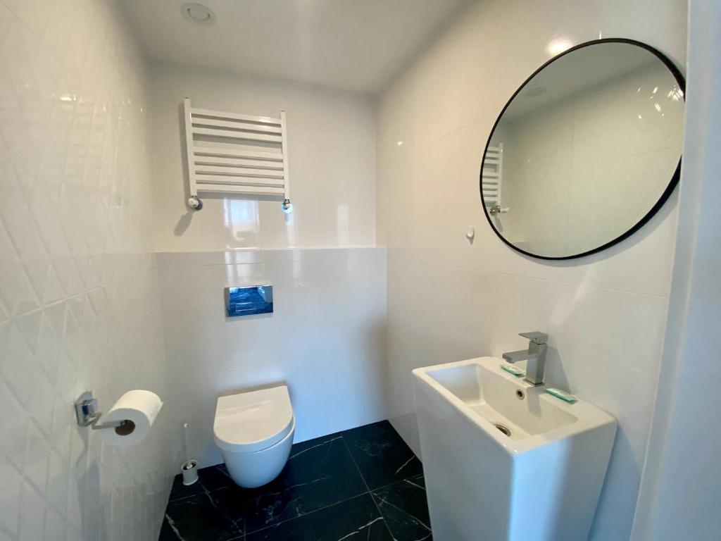 Hotel Ferry Resort #7