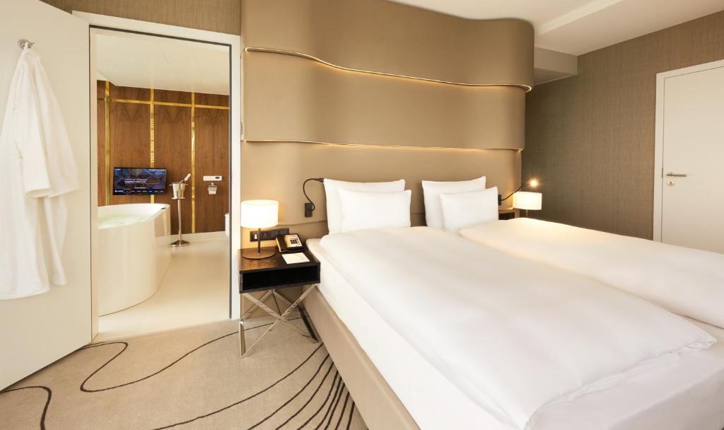 Hotel Radisson Blu Resort #6