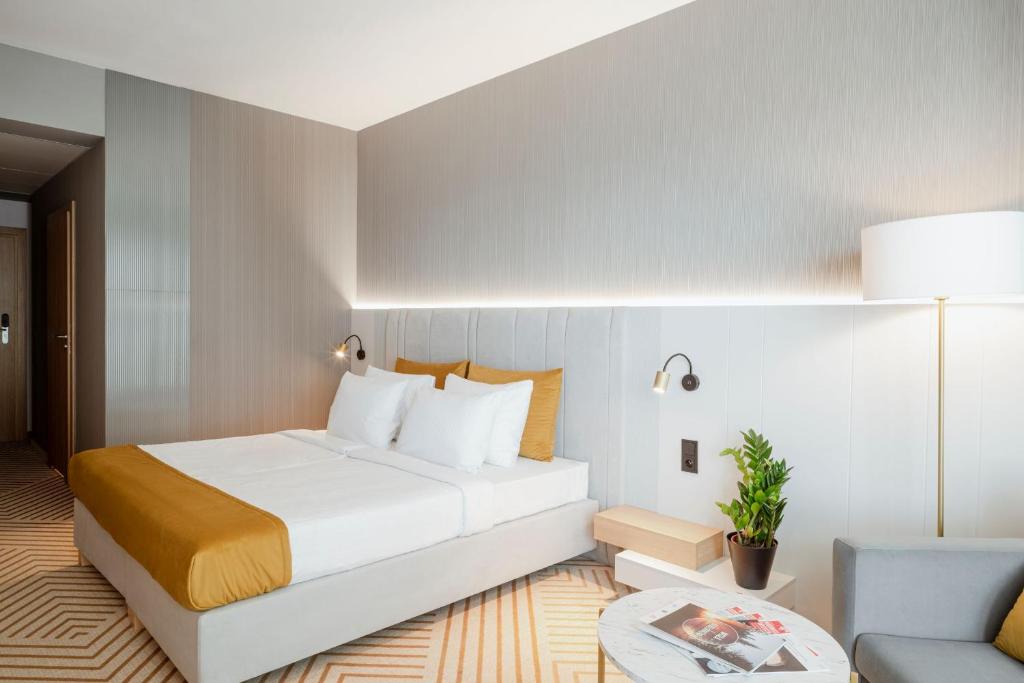 Hotel Crystal Mountain #5