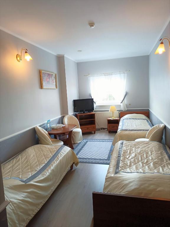 Hotel W Krainie Alicji #3