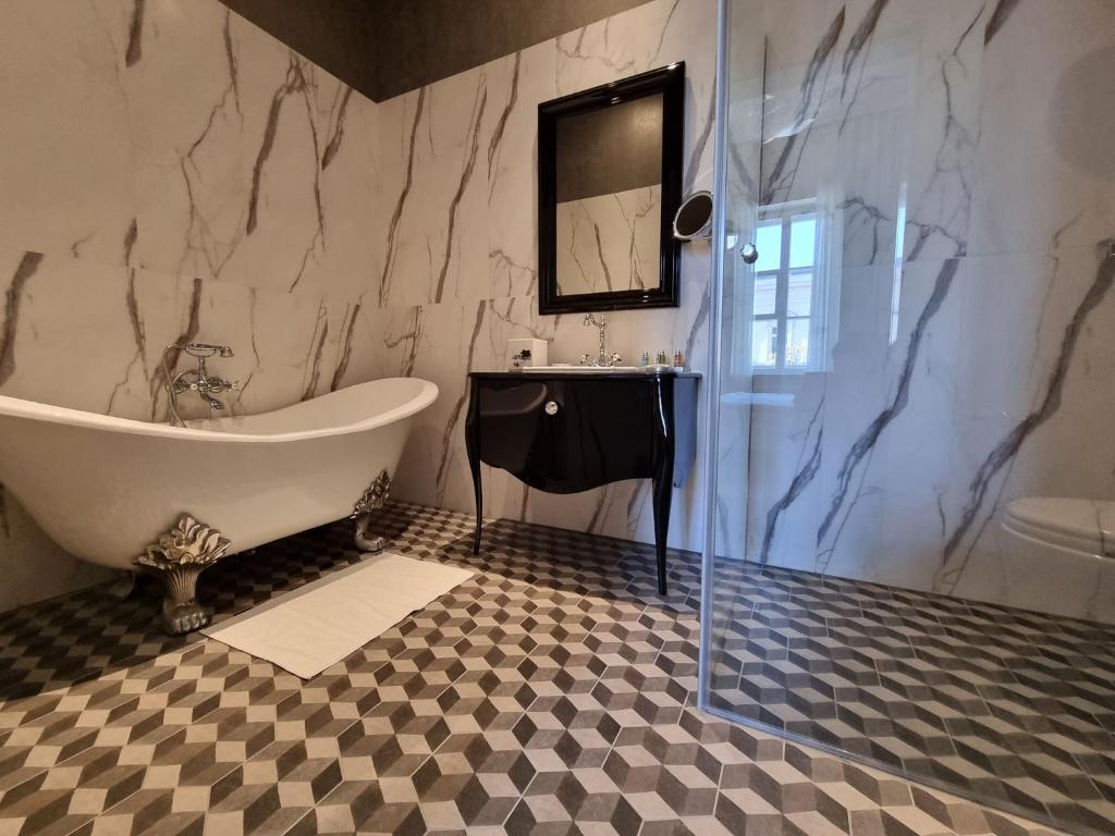 Hotel Tiffi Old Town #6