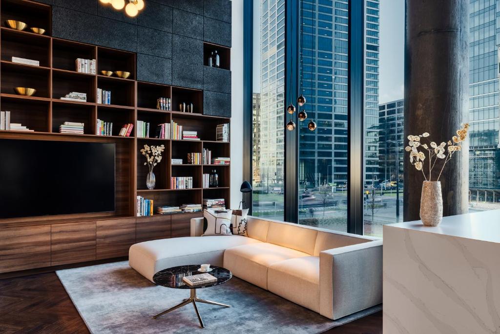 Hotel Crowne Plaza #4