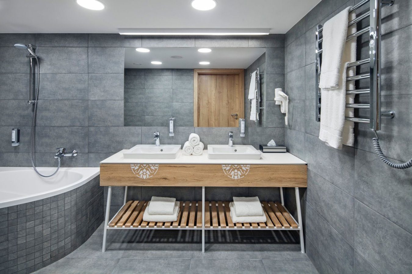 Hotel Aquarion Family & Friends #5